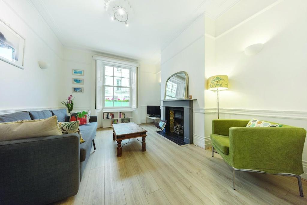 3 Bedroom In Westminster Appartamento